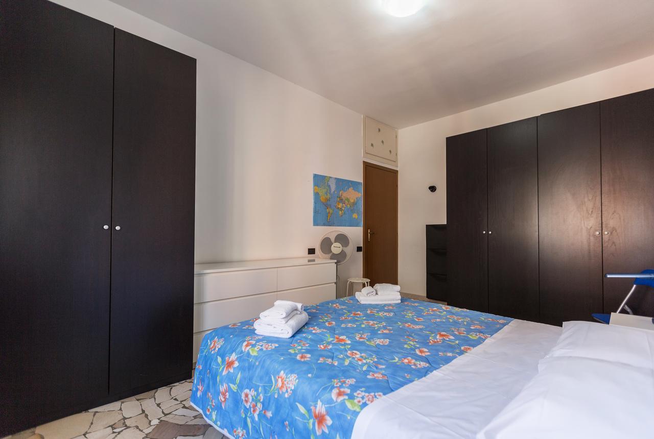 Linate Airport Apartment Milan Bagian luar foto